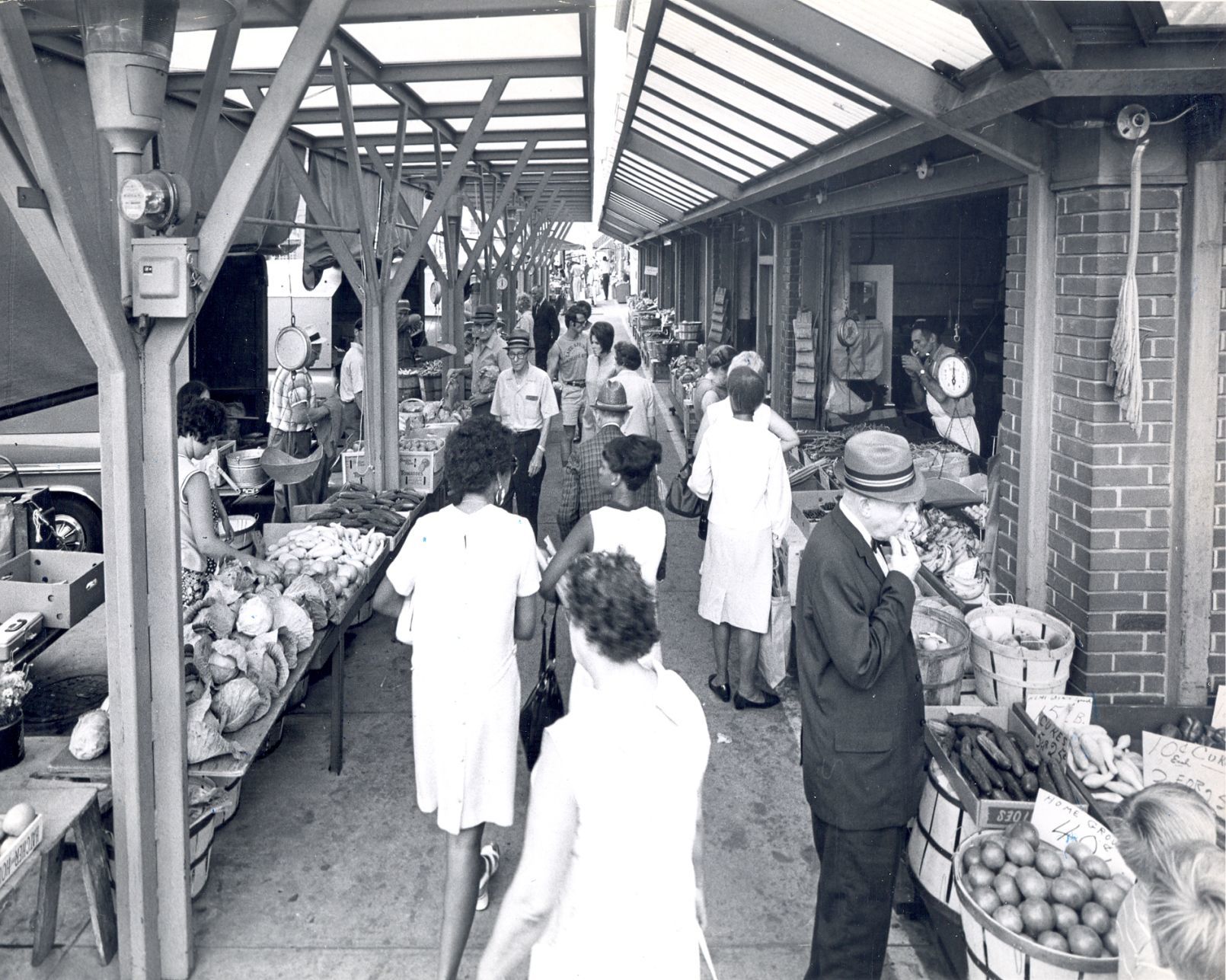 Market customers